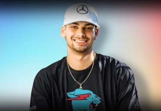 Chandler Hallow MrBeast crew member portrait